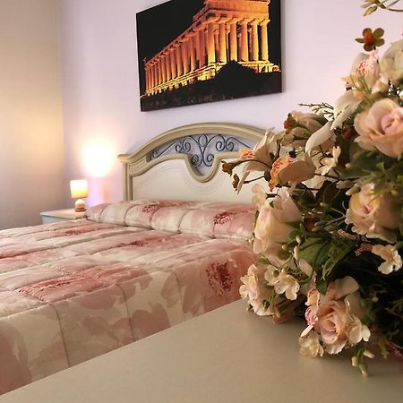 Le Stanze Dell'Olimpo Aparthotel Αγκριτζέντο Εξωτερικό φωτογραφία